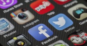 Social Media To Be Banned For Kids Under 16 Years of Age in Australia